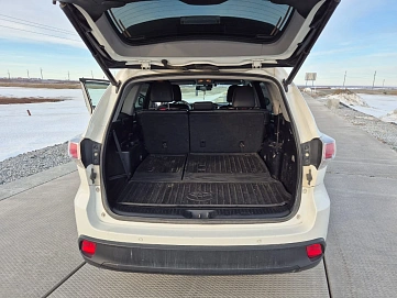 Toyota Highlander, 2014г, полный привод, автомат