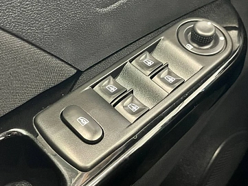 Renault Kaptur, 2016г., полный привод, автомат