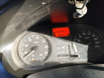 Renault Logan, 2008г, передний привод, механика