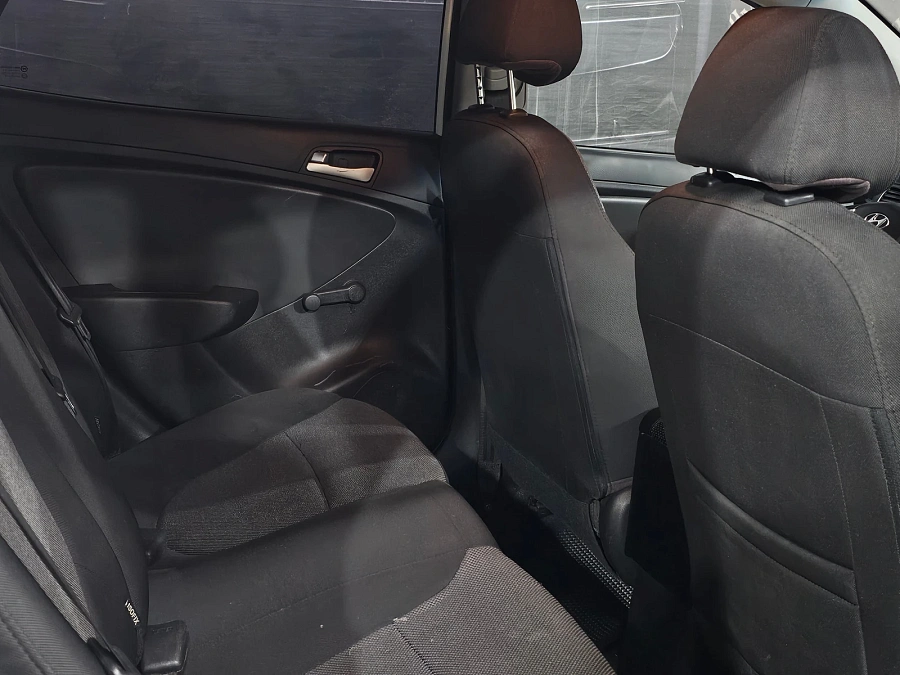 Hyundai Solaris, 2013г., передний привод, механика