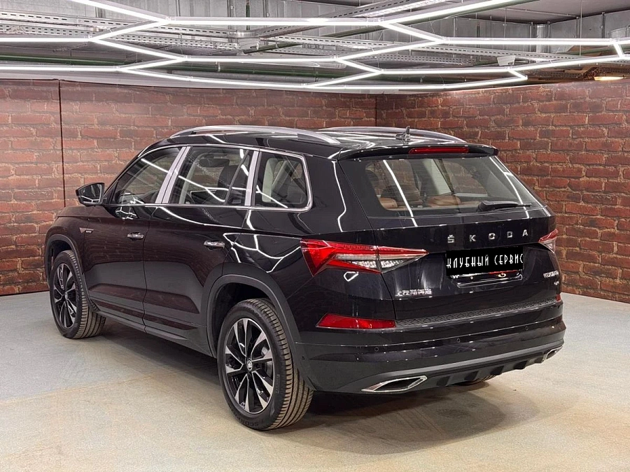 Skoda Kodiaq, 2024г., полный привод, робот
