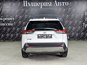 Toyota RAV4, 2019г., передний привод, вариатор