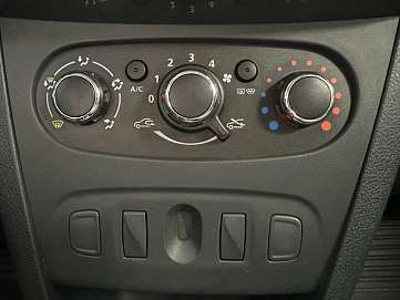 Renault Logan, 2021г, передний привод, механика