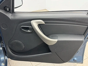 Renault Logan, 2012г, передний привод, механика