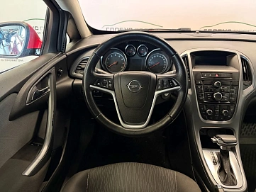Opel Astra, 2013г, передний привод, автомат