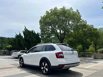 Skoda Octavia, 2019г, передний привод, робот