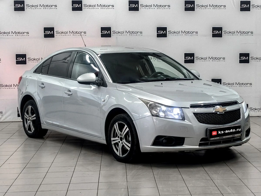 Chevrolet Cruze, 2011г., передний привод, механика