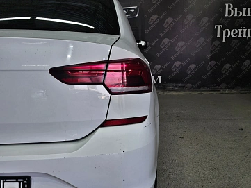 Volkswagen Polo, 2021г, передний привод, автомат