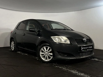 Toyota Auris, 2008г, передний привод, робот