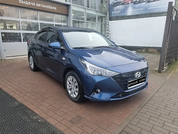 Hyundai Solaris, 2021г, передний привод, автомат