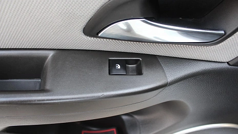 Chevrolet Cruze, 2013г., передний привод, механика