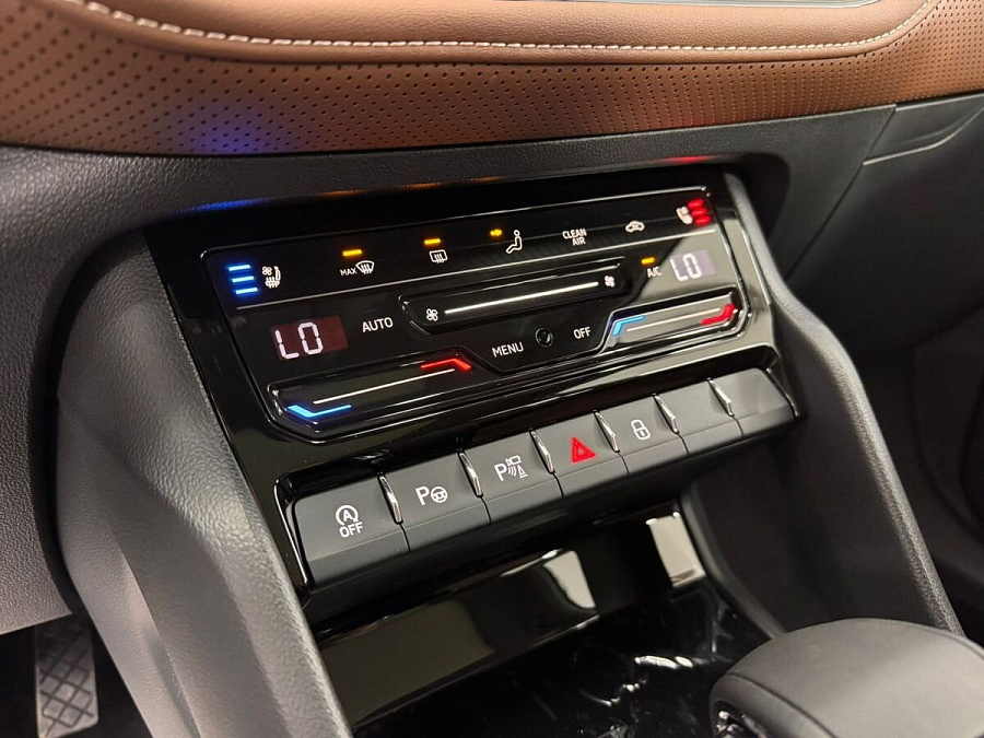 Skoda Kodiaq, 2024г., полный привод, робот