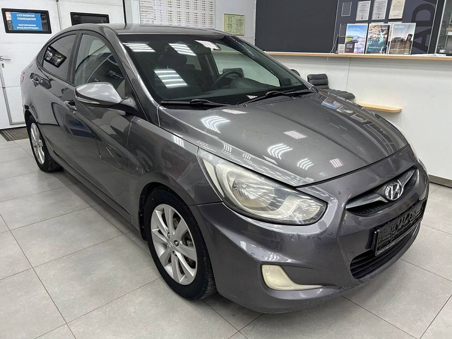 Hyundai Solaris, 2011г., передний привод, механика