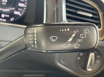 Volkswagen Golf, 2018г, передний привод, робот