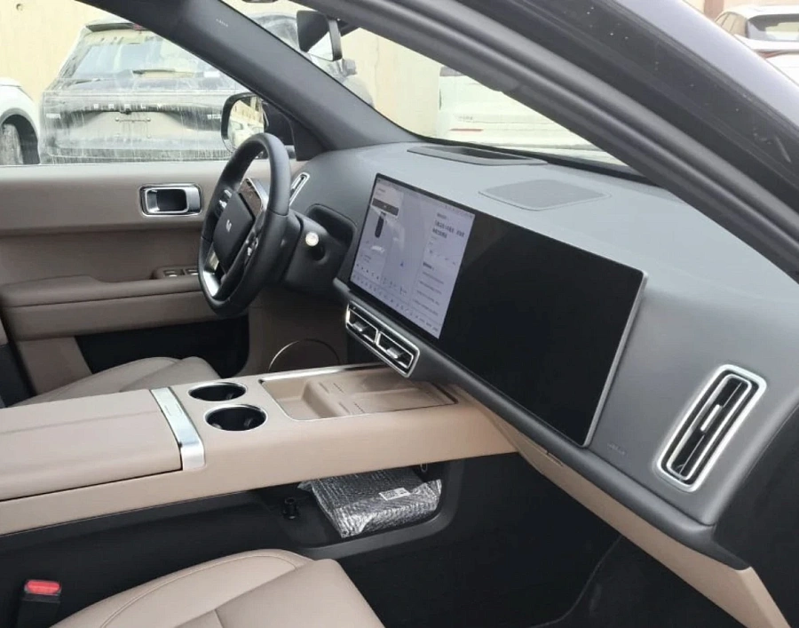 Lixiang L6, 2025г., полный привод, автомат