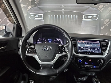 Hyundai Solaris, 2017г, передний привод, автомат