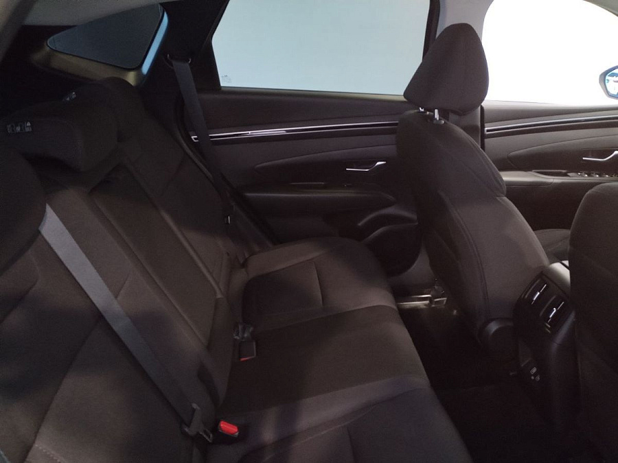 Hyundai , 2021г., передний привод, автомат