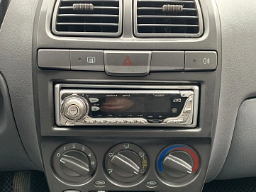 Hyundai Accent, 2005г, передний привод, механика