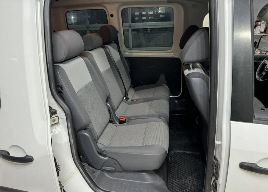 Volkswagen Caddy, 2012г., передний привод, механика