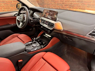BMW X4, 2025г, полный привод, автомат