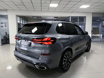 BMW X5, 2024г, полный привод, автомат