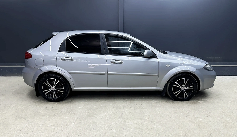 Chevrolet Lacetti, 2008г., передний привод, механика