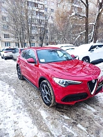 Alfa Romeo Stelvio, 2019г, полный привод, автомат