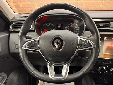 Renault Arkana, 2019г, передний привод, вариатор