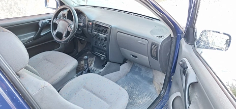 Volkswagen Polo, 1999г, передний привод, механика