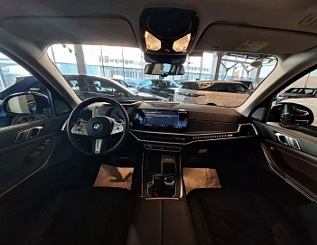 BMW X5, 2025г, полный привод, автомат