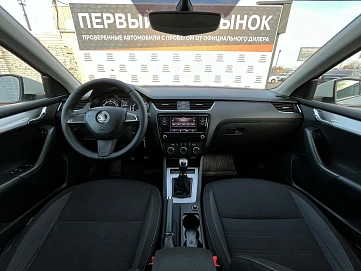Skoda Octavia, 2018г, передний привод, механика