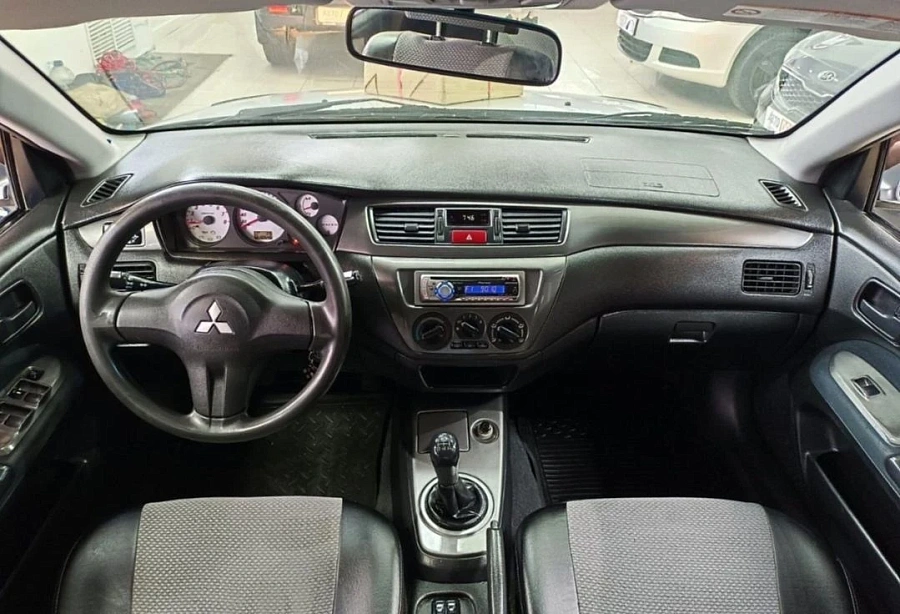 Mitsubishi Lancer, 2007г., передний привод, механика