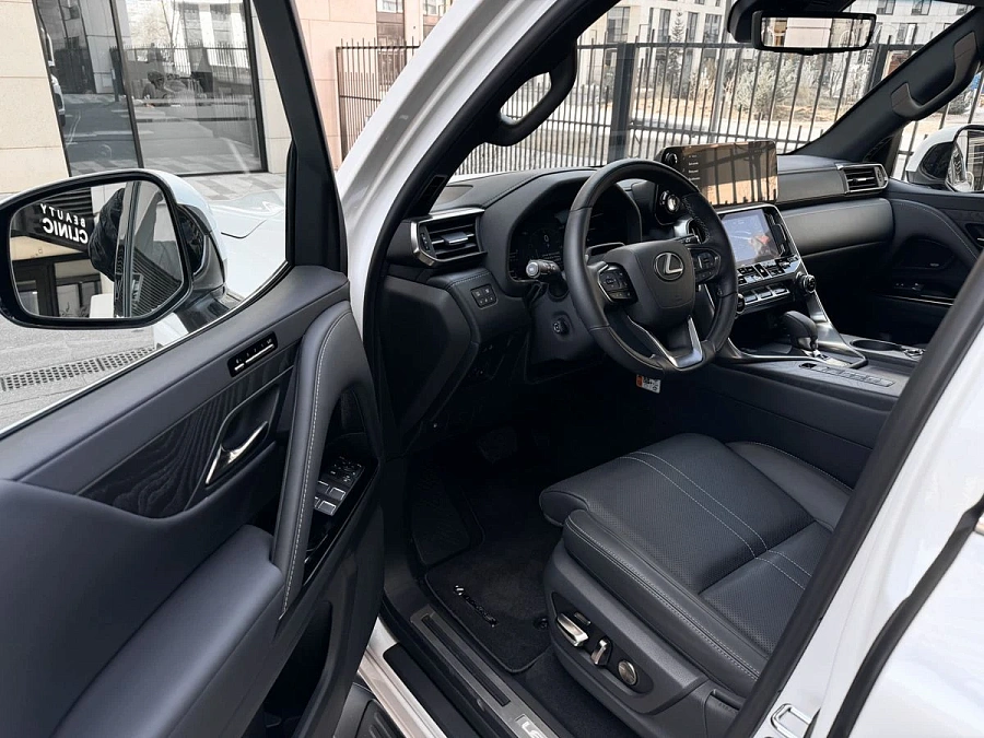 Lexus LX, 2025г., полный привод, автомат