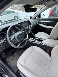 Hyundai Sonata, 2020г, передний привод, автомат