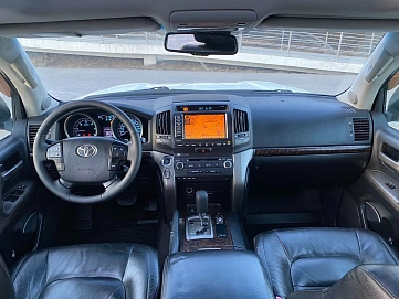 Toyota Land Cruiser, 2011г, полный привод, автомат