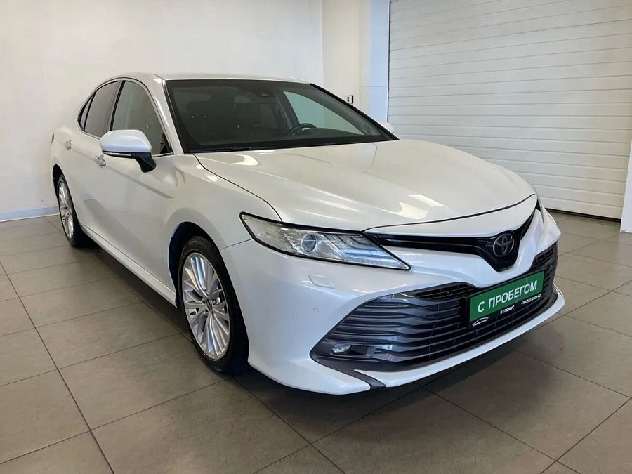 Toyota Camry, 2018г., передний привод, автомат