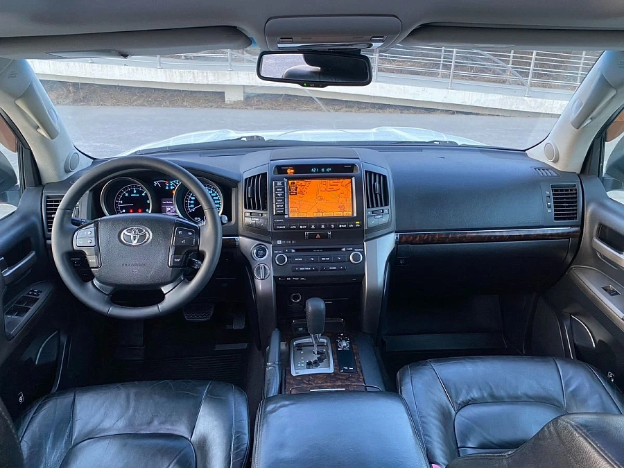 Toyota Land Cruiser, 2011г., полный привод, автомат