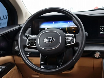 Kia Carnival, 2021г, передний привод, автомат