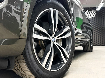 BMW X7, 2023г, полный привод, автомат