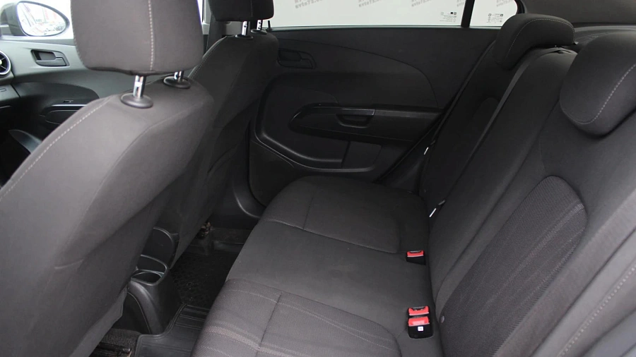 Chevrolet Aveo, 2013г., передний привод, механика