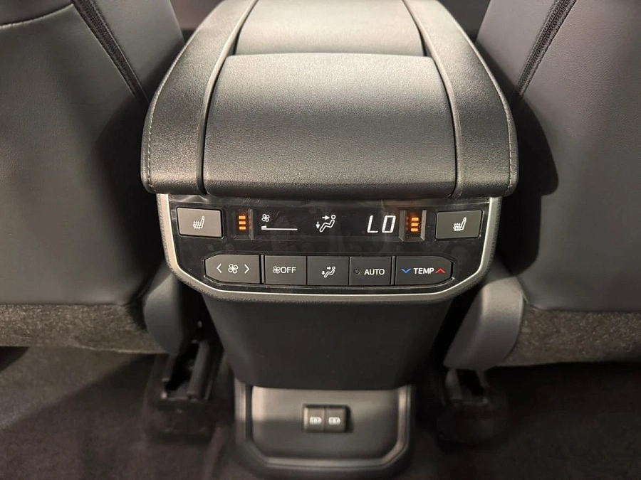 Toyota Highlander, 2025г., полный привод, автомат