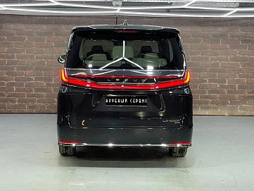 Lexus LM, 2024г, полный привод, вариатор