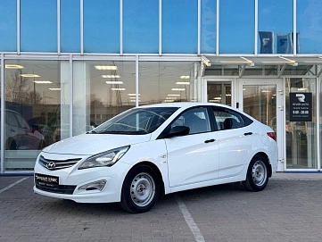 Hyundai Solaris, 2015г, передний привод, автомат