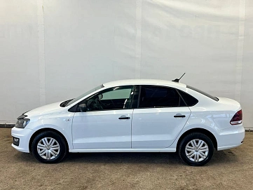 Volkswagen Polo, 2019г, передний привод, механика