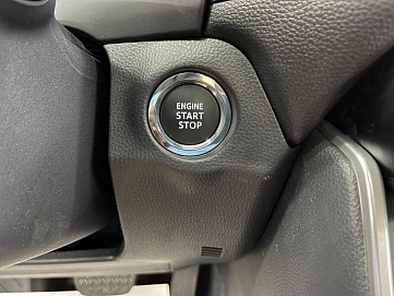 Toyota RAV4, 2025г, полный привод, вариатор