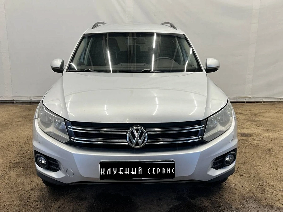 Volkswagen Tiguan, 2012г., полный привод, автомат