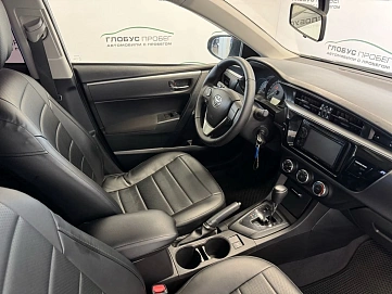 Toyota Corolla, 2013г, передний привод, автомат
