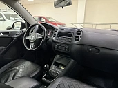 Volkswagen Tiguan, 2012г., передний привод, механика
