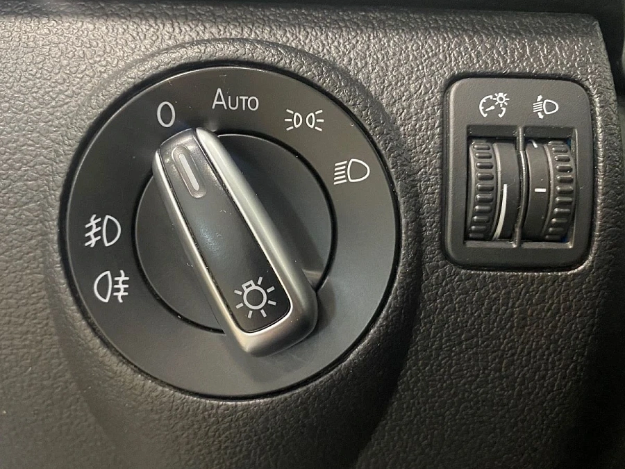 Volkswagen Tiguan, 2014г., передний привод, механика