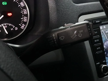 Skoda Octavia, 2012г, передний привод, автомат